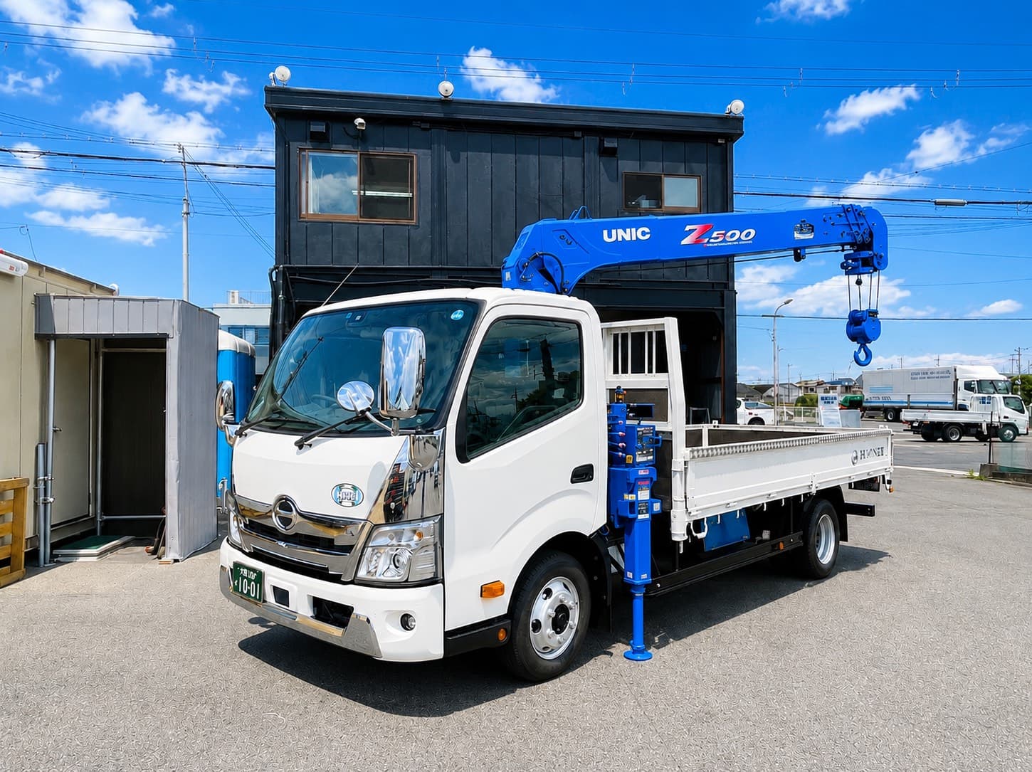 ユニック車輌 (Unic Crane)の車両写真